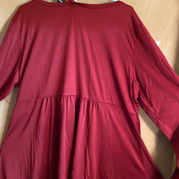 Maroon Shirt w/one side cold shldr cut out cute, nice to add to your collection. - Picture 4 of 7